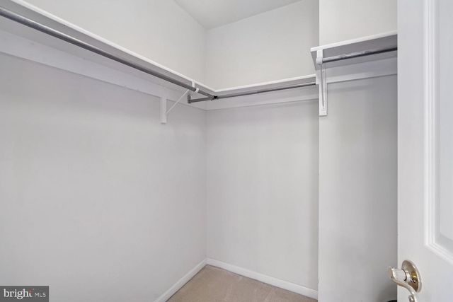 5105 WARREN PL NW, Washington, DC 20016