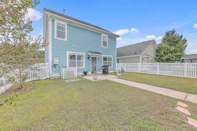 200 Crossandra Avenue, Summerville, SC 29483