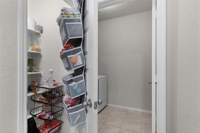 1027 Slight ST, New Braunfels, TX 78130