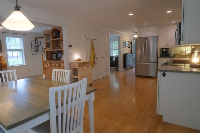 7 Bluestone Ter, Sandwich, MA 02537