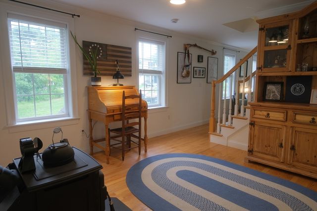 7 Bluestone Ter, Sandwich, MA 02537