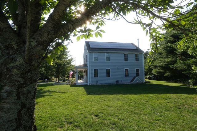 7 Bluestone Ter, Sandwich, MA 02537