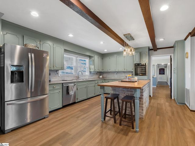 1133 Tubbs Mountain Road, Travelers Rest, SC 29690