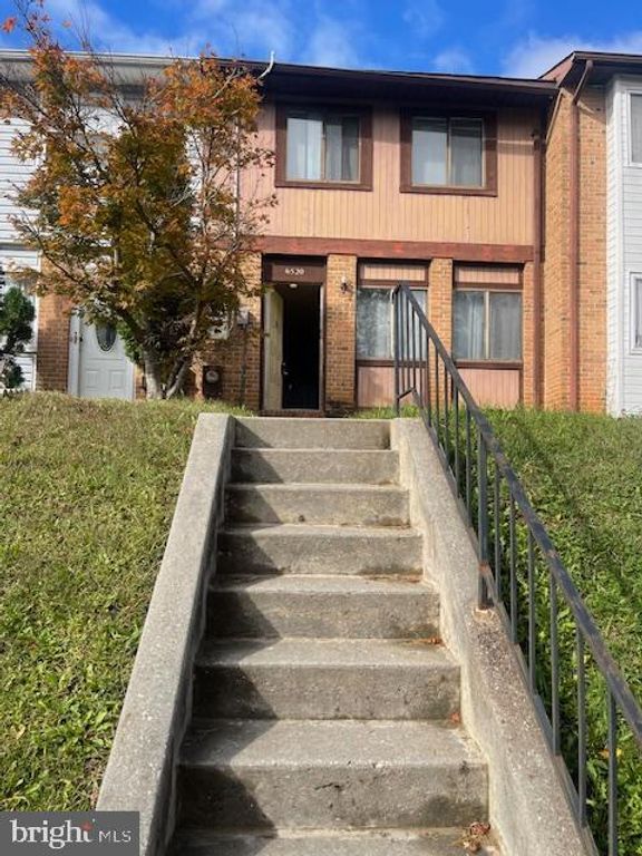 6520 WOODGREEN CIR, Gwynn Oak, MD 21207