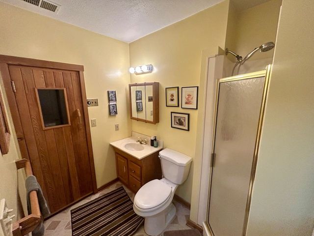 1883 Linksview Way, Gladwin, MI 48624