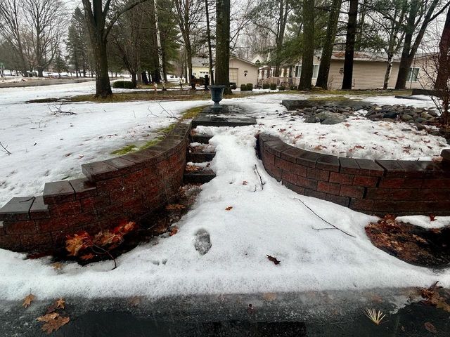 1883 Linksview Way, Gladwin, MI 48624