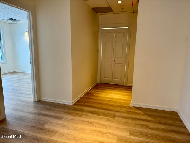 433 Broadway 3, Saratoga Springs, NY 12866