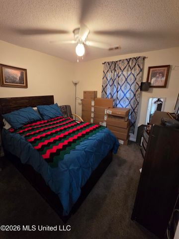 4364 Shadow Ridge Drive, Horn Lake, MS 38637