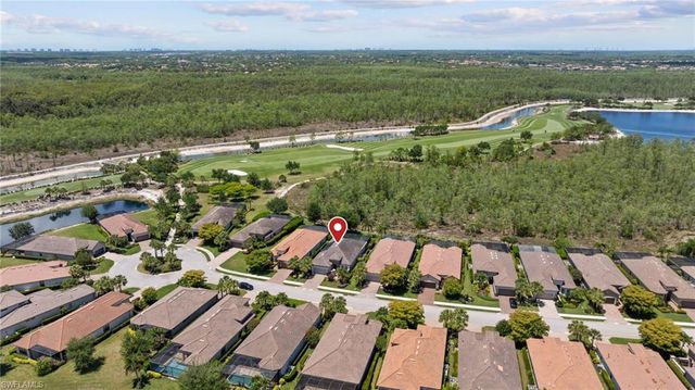 8827 Vaccaro CT, Naples, FL 34119