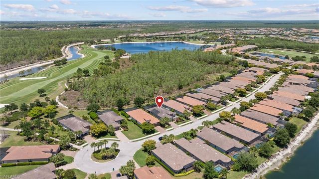 8827 Vaccaro CT, Naples, FL 34119