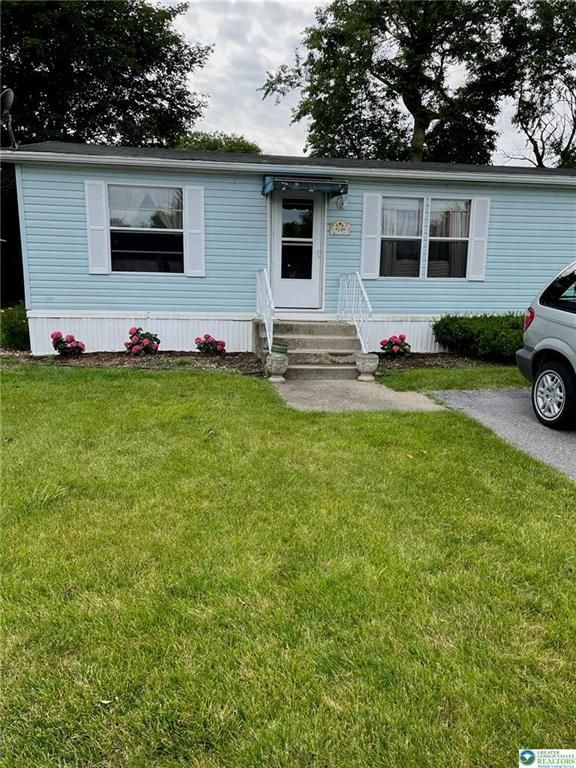 14 Canterbury Court, Forks Twp, PA 18040