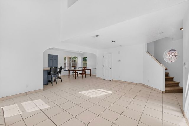 10504 Connemara Drive SW, Albuquerque, NM 87121