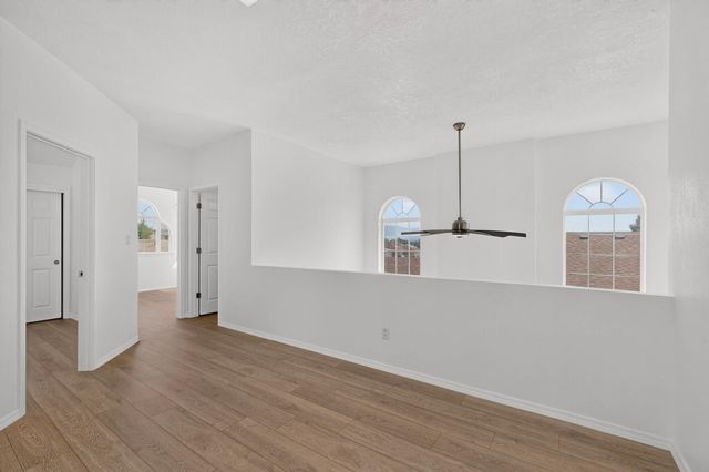 10504 Connemara Drive SW, Albuquerque, NM 87121