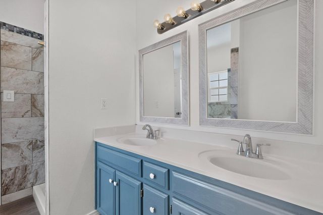 10504 Connemara Drive SW, Albuquerque, NM 87121