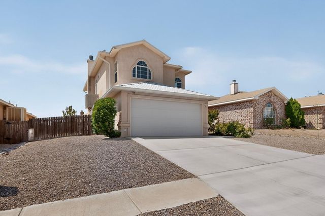 10504 Connemara Drive SW, Albuquerque, NM 87121