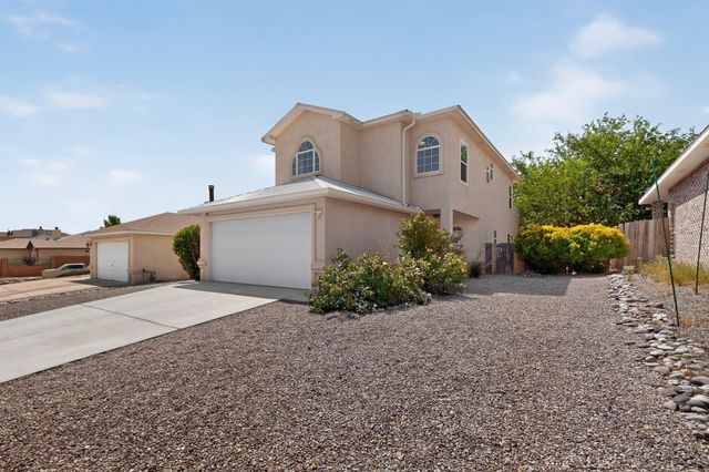 10504 Connemara Drive SW, Albuquerque, NM 87121