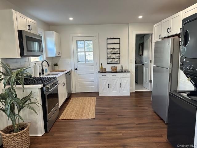 5 Warren Avenue 1, Bayville, NY 11709