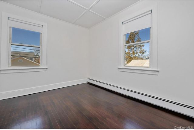 5 Warren Avenue 1, Bayville, NY 11709