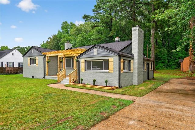 1222 Winburne LN, Norfolk, VA 23502