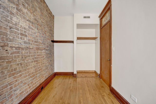 1404 W Flournoy Street 3, Chicago, IL 60607