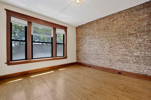 1404 W Flournoy Street 3, Chicago, IL 60607