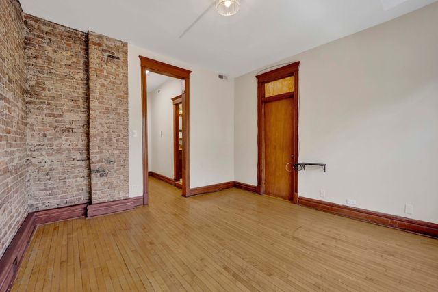 1404 W Flournoy Street 3, Chicago, IL 60607