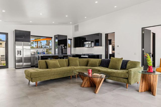 44393 Lingo Lane, Palm Desert, CA 92260