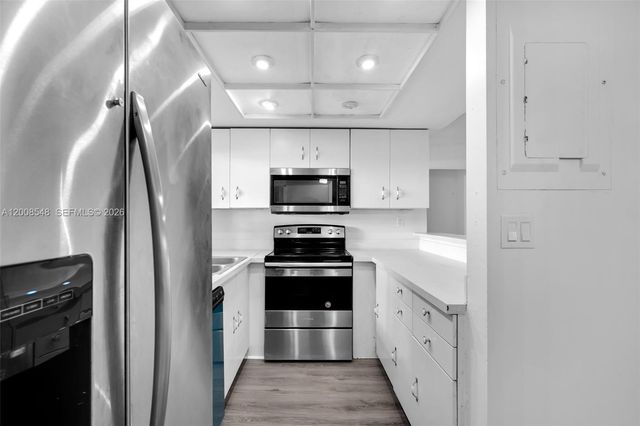 269 NW 7th St 121, Miami, FL 33136