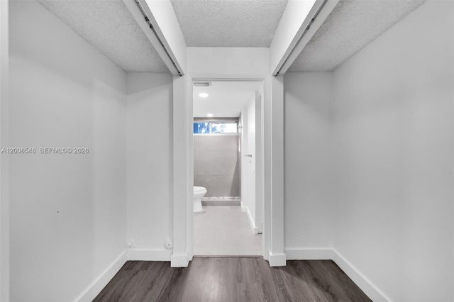 269 NW 7th St 121, Miami, FL 33136