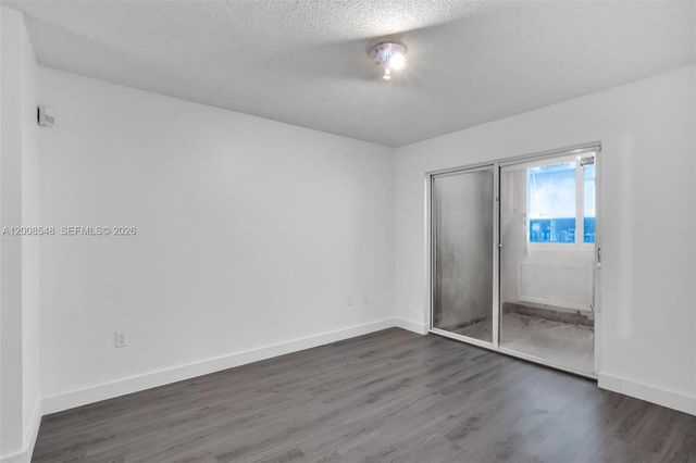 269 NW 7th St 121, Miami, FL 33136