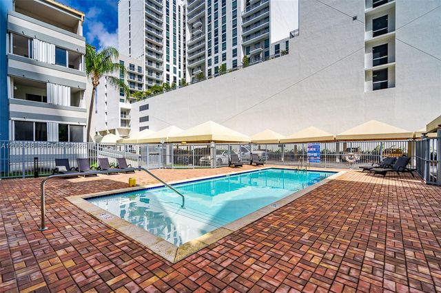 269 NW 7th St 121, Miami, FL 33136