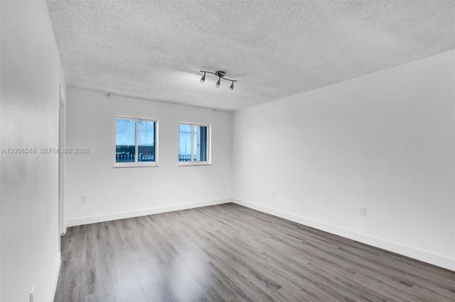 269 NW 7th St 121, Miami, FL 33136