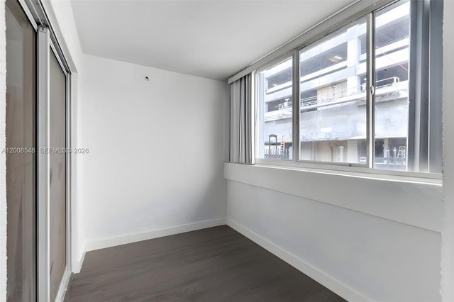 269 NW 7th St 121, Miami, FL 33136