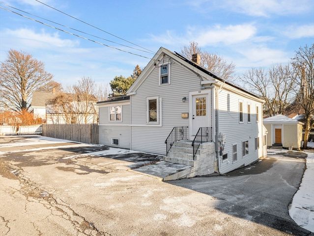 43 Filomena St, Weymouth, MA 02189