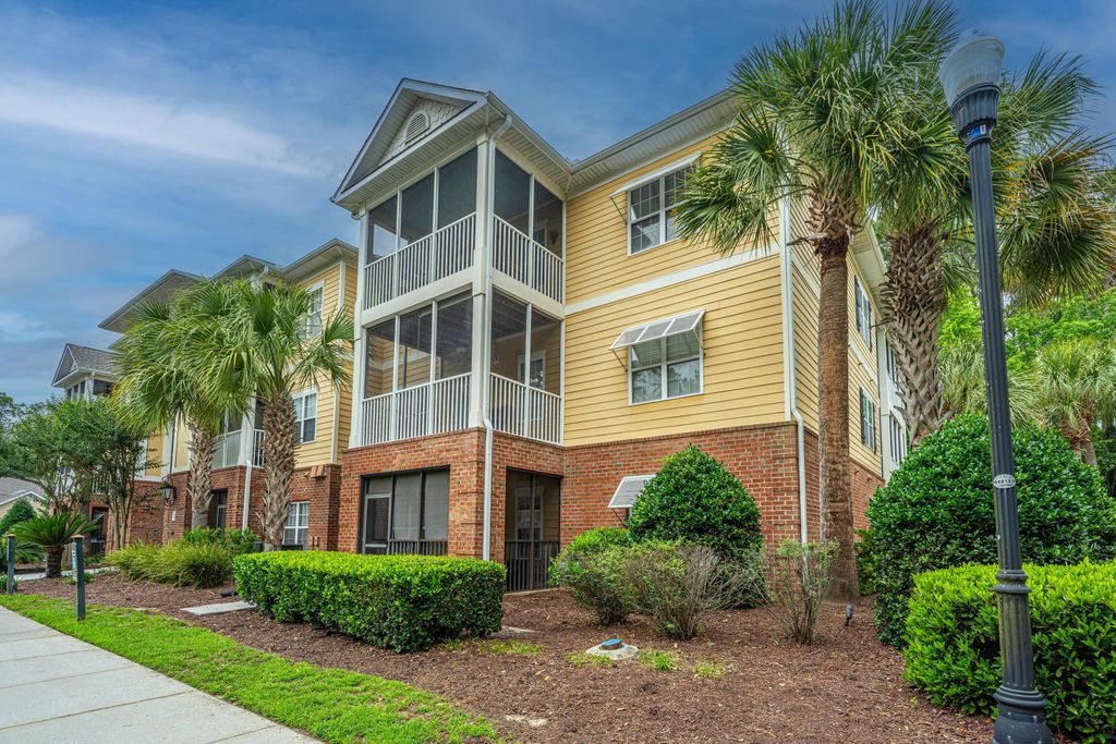 1319 Basildon Road, Mount Pleasant, SC 29466