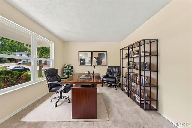 807 Nykiel Court, Ballwin, MO 63011