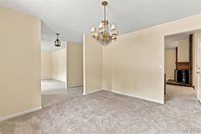 807 Nykiel Court, Ballwin, MO 63011
