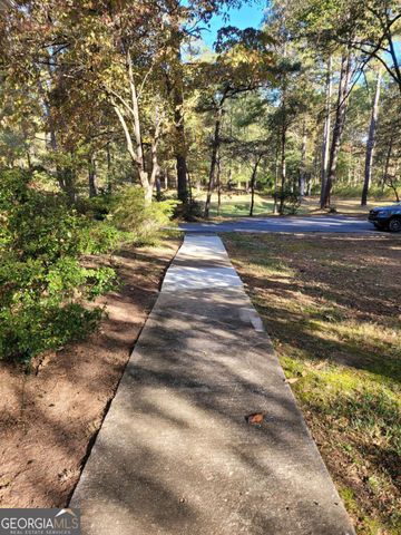 1204 Jefferson Highway, Winder, GA 30680