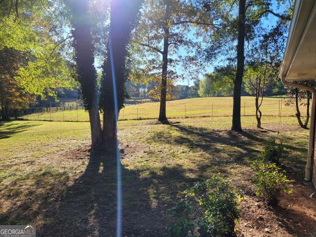 1204 Jefferson Highway, Winder, GA 30680