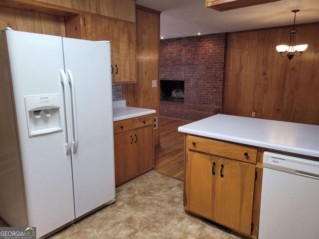 1204 Jefferson Highway, Winder, GA 30680