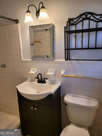 1204 Jefferson Highway, Winder, GA 30680