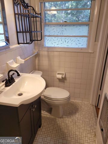 1204 Jefferson Highway, Winder, GA 30680