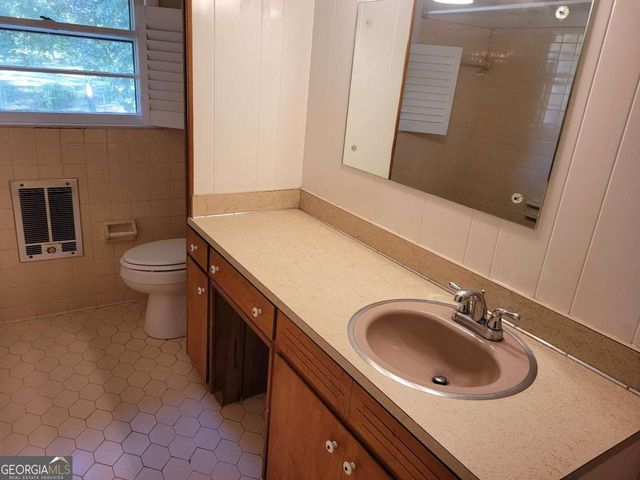 1204 Jefferson Highway, Winder, GA 30680