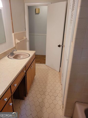 1204 Jefferson Highway, Winder, GA 30680