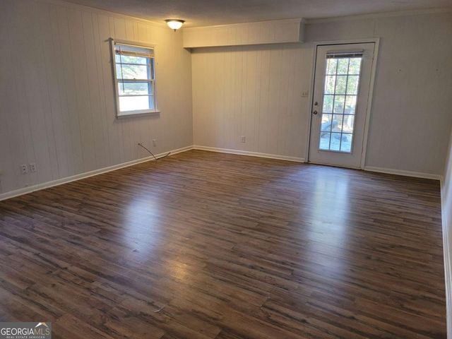 1204 Jefferson Highway, Winder, GA 30680