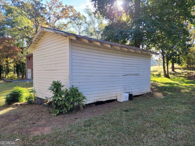 1204 Jefferson Highway, Winder, GA 30680