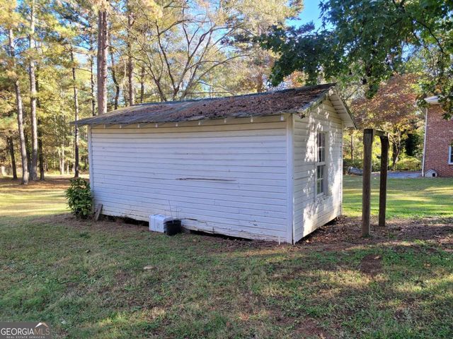 1204 Jefferson Highway, Winder, GA 30680