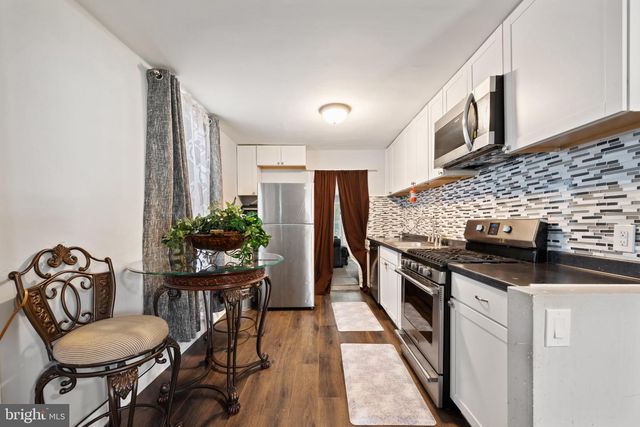 475 EVERGREEN AVE, Philadelphia, PA 19128