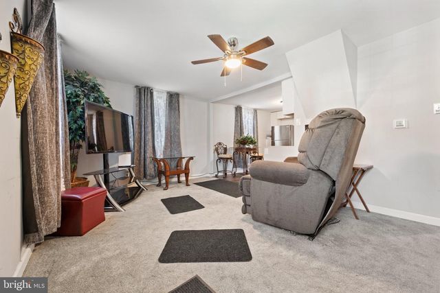 475 EVERGREEN AVE, Philadelphia, PA 19128