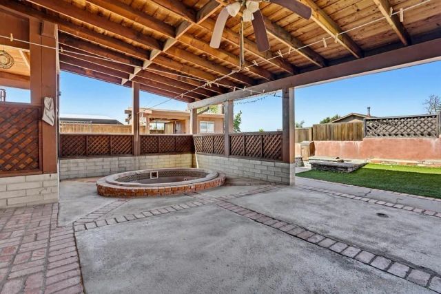 8420 Wenatchee Ave, El Cajon, CA 92021